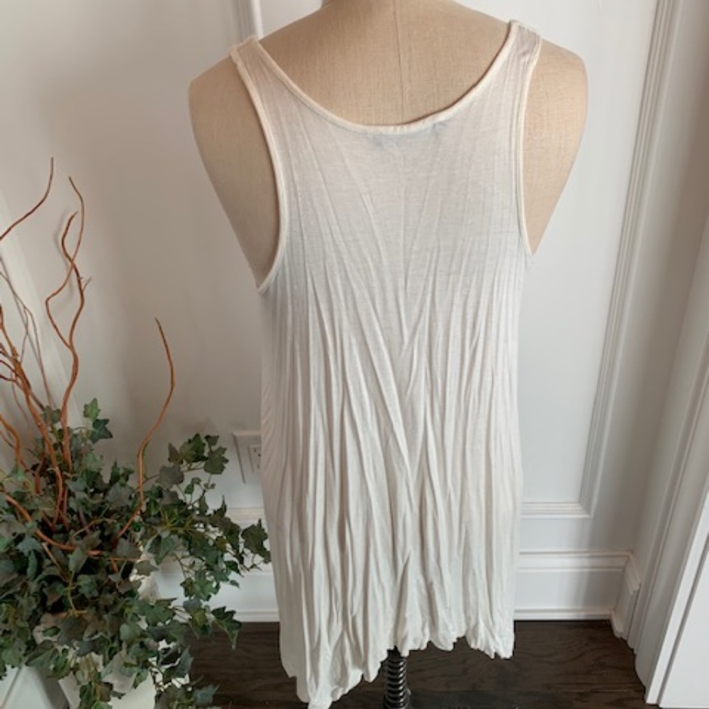 B'leev Women's Tunic Knit Top - Picture 3 of 6